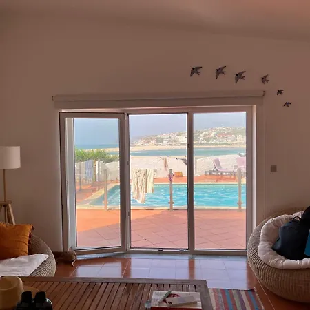 Beachfront With Private Access, Ocean Views, Pool, ヴィラ