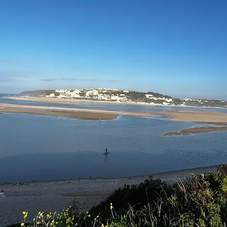 Beachfront With Private Access, Ocean Views, Pool, ヴィラ Casal do Narcizo