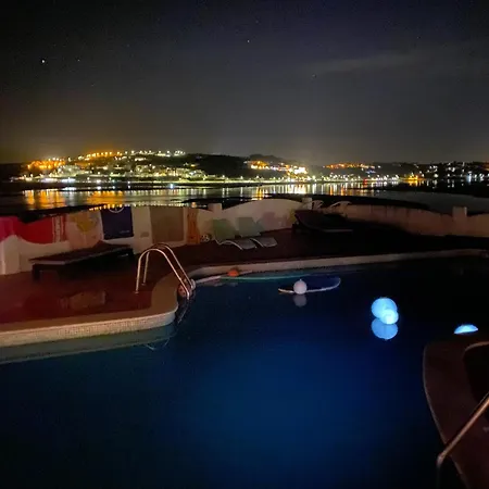 ヴィラ Beachfront With Private Access, Ocean Views, Pool, Casal do Narcizo