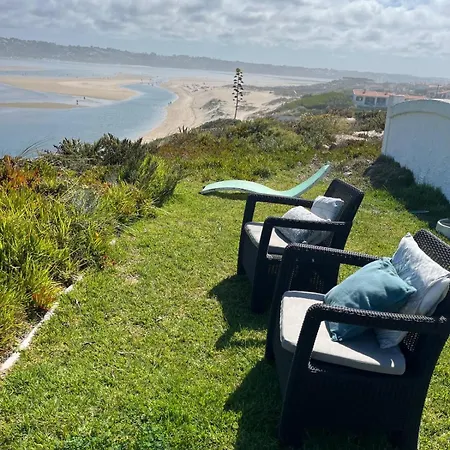 Beachfront With Private Access, Ocean Views, Pool, ヴィラ Casal do Narcizo