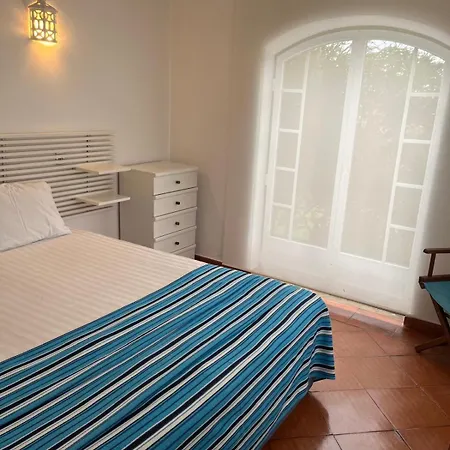 Beachfront With Private Access, Ocean Views, Pool, ヴィラ