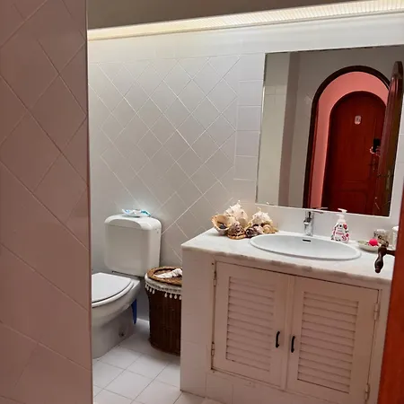 ヴィラ Beachfront With Private Access, Ocean Views, Pool, Casal do Narcizo